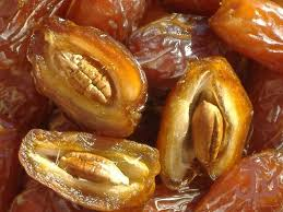 انواع خرما گنتار سوپر تازه با بسته بندی استاندارد و جذاب